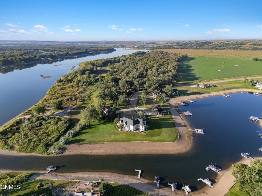 4910 Lakewood Drive SE, Mandan, ND 58554 photo 58