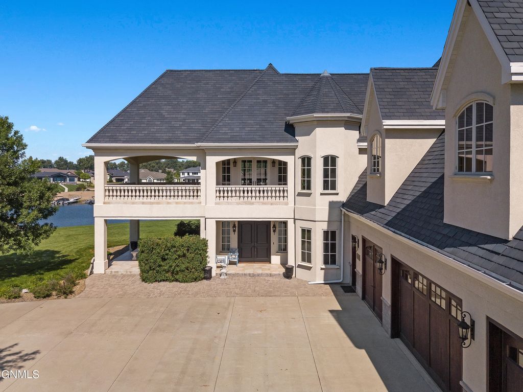 4910 Lakewood Drive SE, Mandan, ND 58554 photo 66