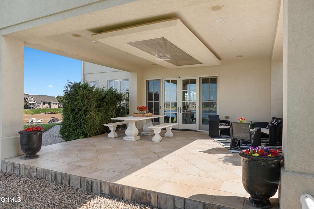 4910 Lakewood Drive SE, Mandan, ND 58554 photo 67