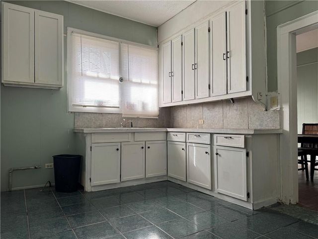 969 Baltimore Street, Mobile, AL 36605