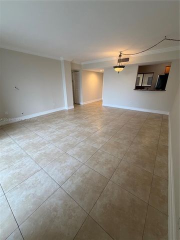 8635 NW 8th Street 303, Miami, FL 33126