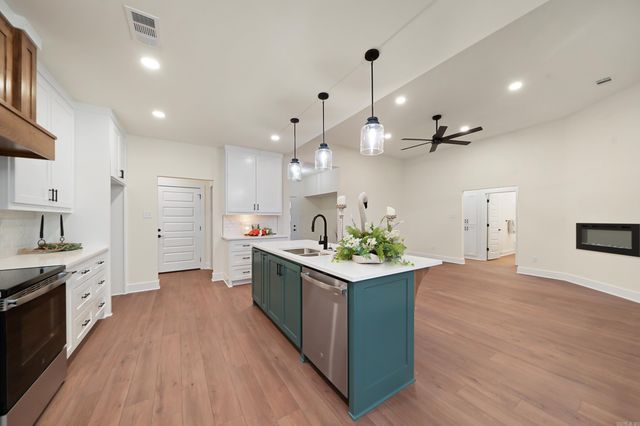 115 Bob White Cove, Beebe, AR 72012