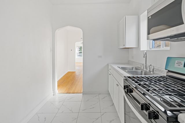 10342 S Calumet Avenue 3, Chicago, IL 60628