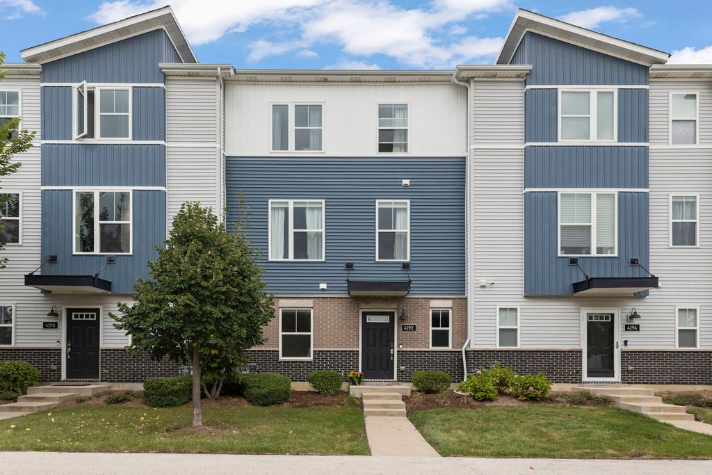 4192 Irving Road, Aurora, IL 60504 — exterior