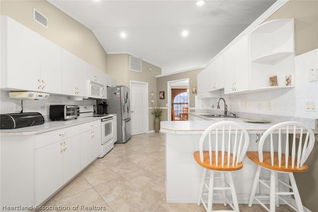 200 Maple Lane, Sebring, FL 33876