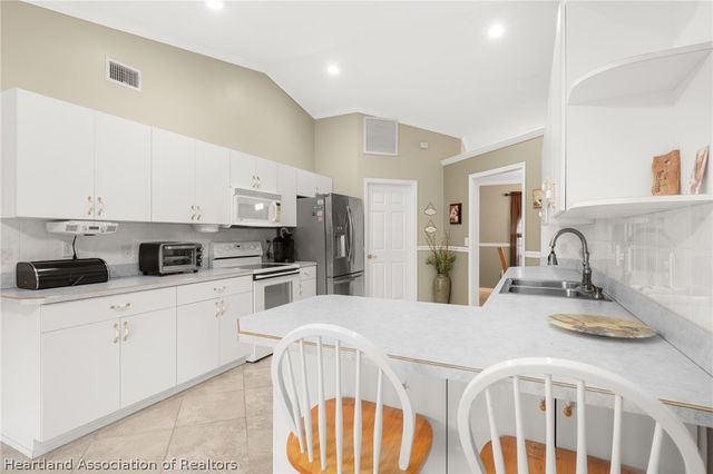 200 Maple Lane, Sebring, FL 33876