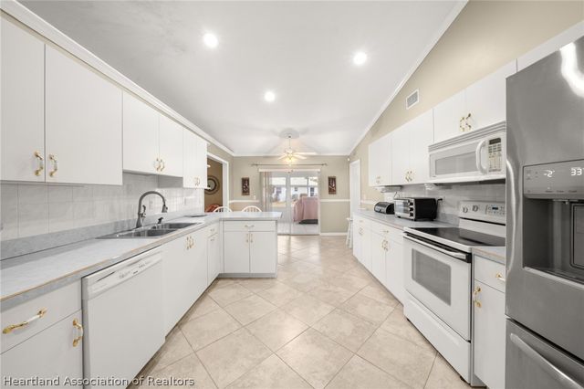 200 Maple Lane, Sebring, FL 33876