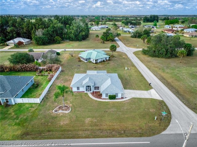 200 Maple Lane, Sebring, FL 33876