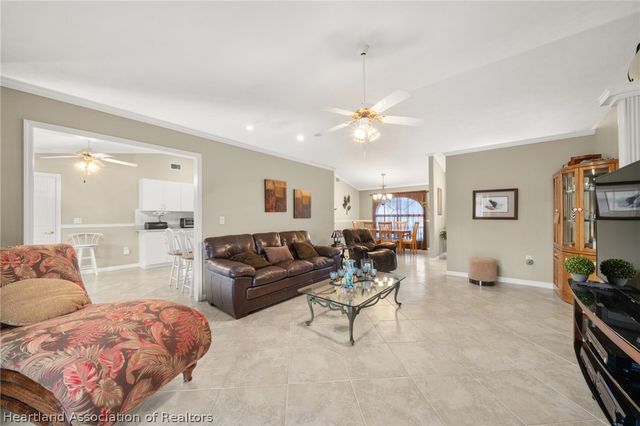 200 Maple Lane, Sebring, FL 33876