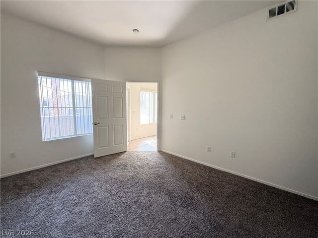 10245 South Maryland Parkway 208, Las Vegas, NV 89183