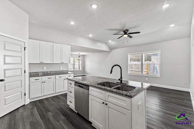 125 Northsky Drive, Warner Robins, GA 31093