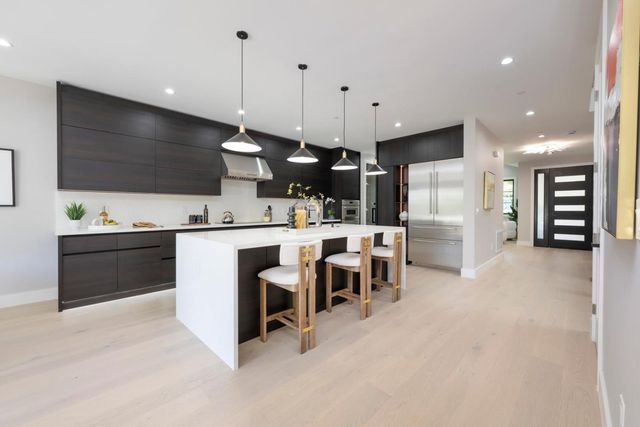 1472 Drake Avenue, Burlingame, CA 94010