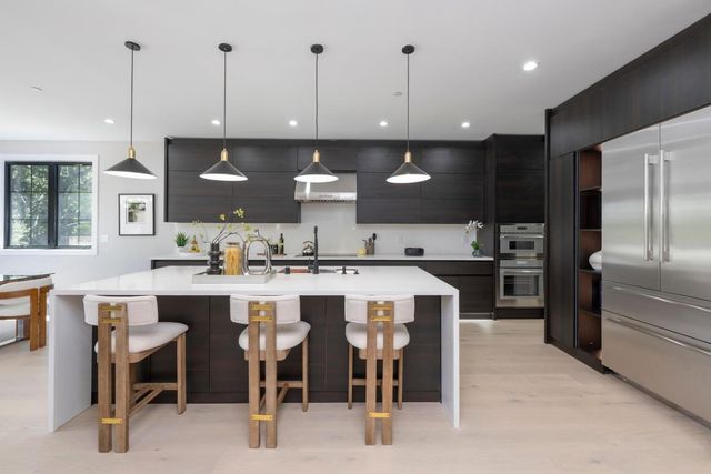 1472 Drake Avenue, Burlingame, CA 94010