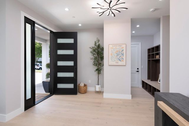1472 Drake Avenue, Burlingame, CA 94010