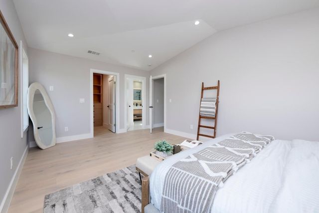 1472 Drake Avenue, Burlingame, CA 94010
