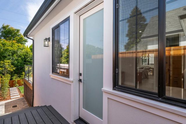 1472 Drake Avenue, Burlingame, CA 94010