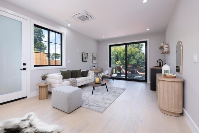 1472 Drake Avenue, Burlingame, CA 94010