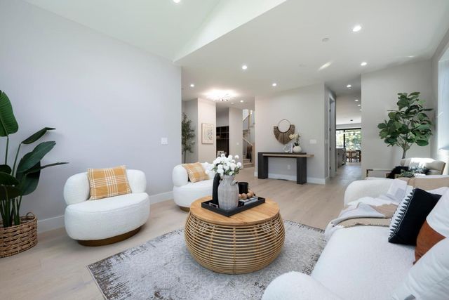 1472 Drake Avenue, Burlingame, CA 94010
