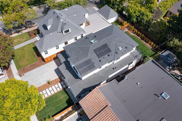 1472 Drake Avenue, Burlingame, CA 94010