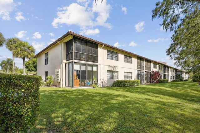 21650 Juego Circle 24b, Boca Raton, FL 33433