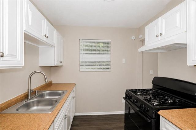 4515 Doral Drive SW, Atlanta, GA 30331