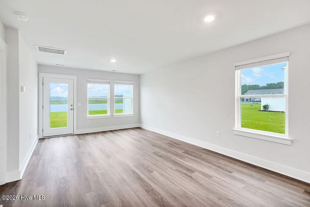 4327 Majesty Drive Unit 403, Castle Hayne, NC 28429
