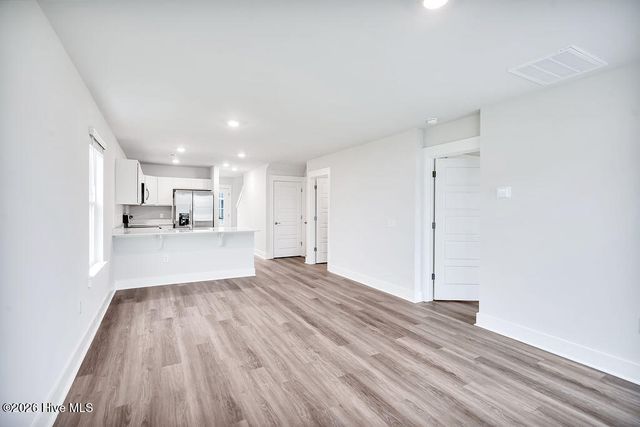 4327 Majesty Drive Unit 403, Castle Hayne, NC 28429