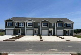 4327 Majesty Drive Unit 403, Castle Hayne, NC 28429