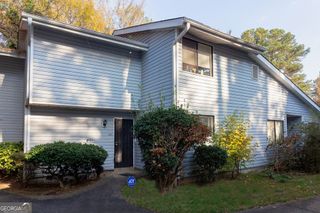 8569 Creekwood Way, Jonesboro, GA 30238