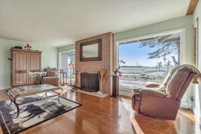 268 Giberson Road, Moss Landing, CA 95039