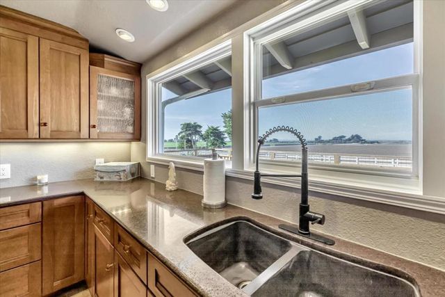 268 Giberson Road, Moss Landing, CA 95039