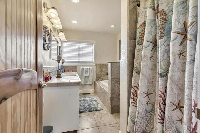 268 Giberson Road, Moss Landing, CA 95039