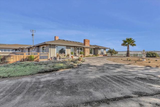 268 Giberson Road, Moss Landing, CA 95039