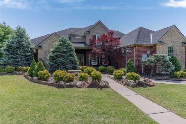 4000 Newburg Drive, Choctaw, OK 73020