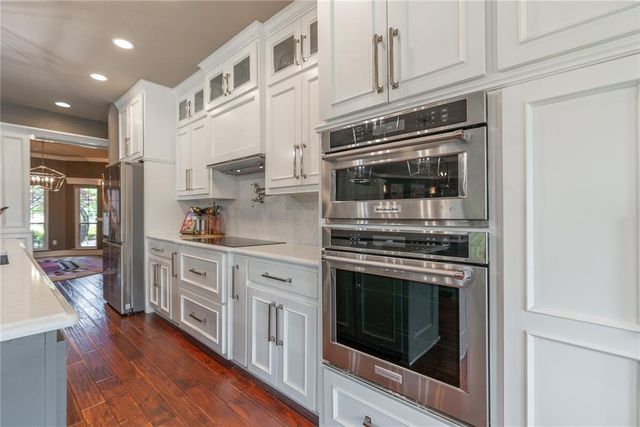 4000 Newburg Drive, Choctaw, OK 73020
