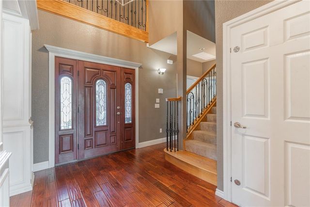 4000 Newburg Drive, Choctaw, OK 73020