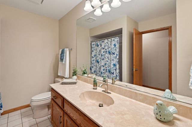 6815 169th Street, Tinley Park, IL 60477