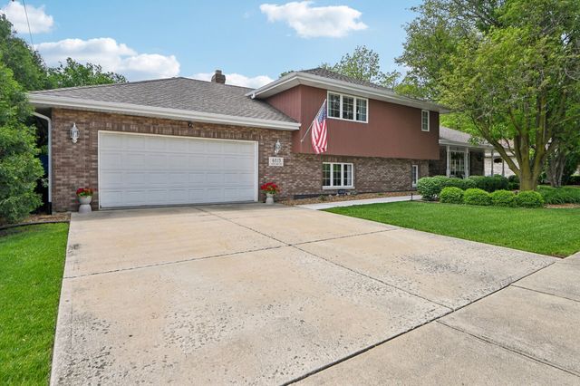 6815 169th Street, Tinley Park, IL 60477