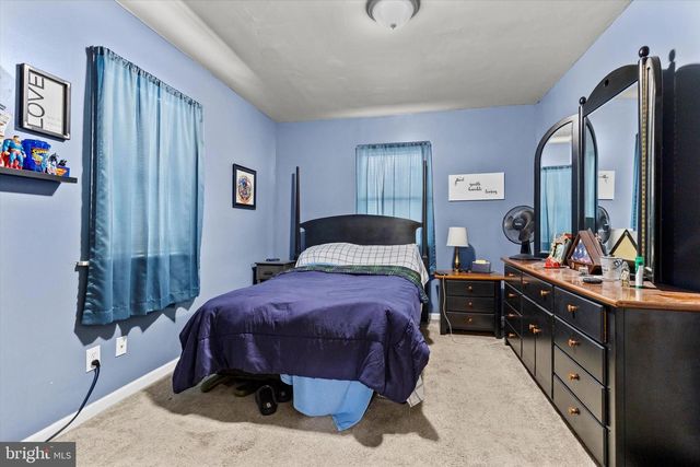 901 HIGH ST, Harrisburg, PA 17113