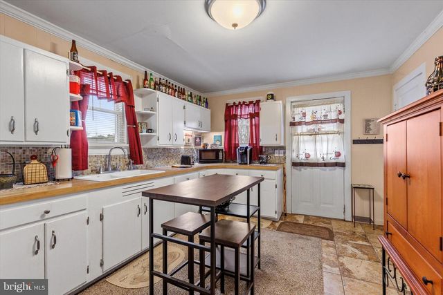 901 HIGH ST, Harrisburg, PA 17113