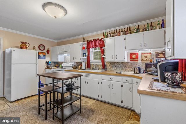 901 HIGH ST, Harrisburg, PA 17113