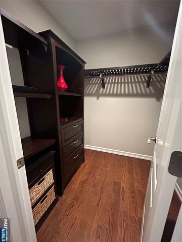 220 Butternut Drive, Wayne, NJ 07470