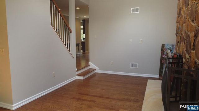 220 Butternut Drive, Wayne, NJ 07470