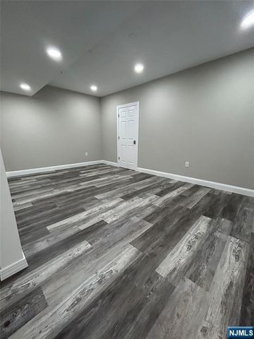 220 Butternut Drive, Wayne, NJ 07470