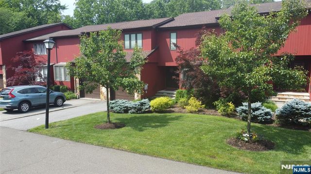 220 Butternut Drive, Wayne, NJ 07470