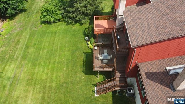 220 Butternut Drive, Wayne, NJ 07470