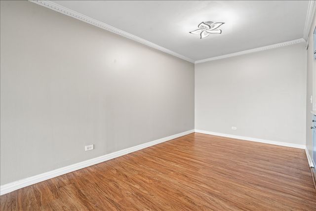 5300 Carriageway Drive 207, Rolling Meadows, IL 60008