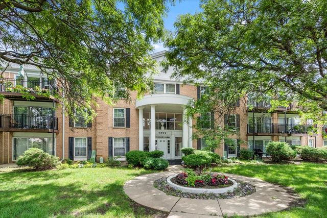 5300 Carriageway Drive 207, Rolling Meadows, IL 60008