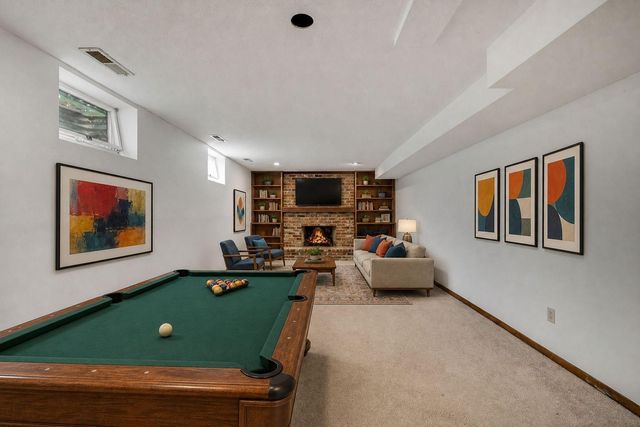 8359 Amsden Ridge Drive, Bloomington, MN 55438