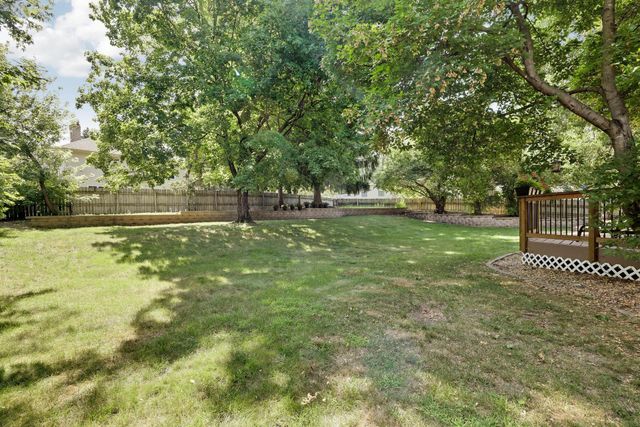 8359 Amsden Ridge Drive, Bloomington, MN 55438